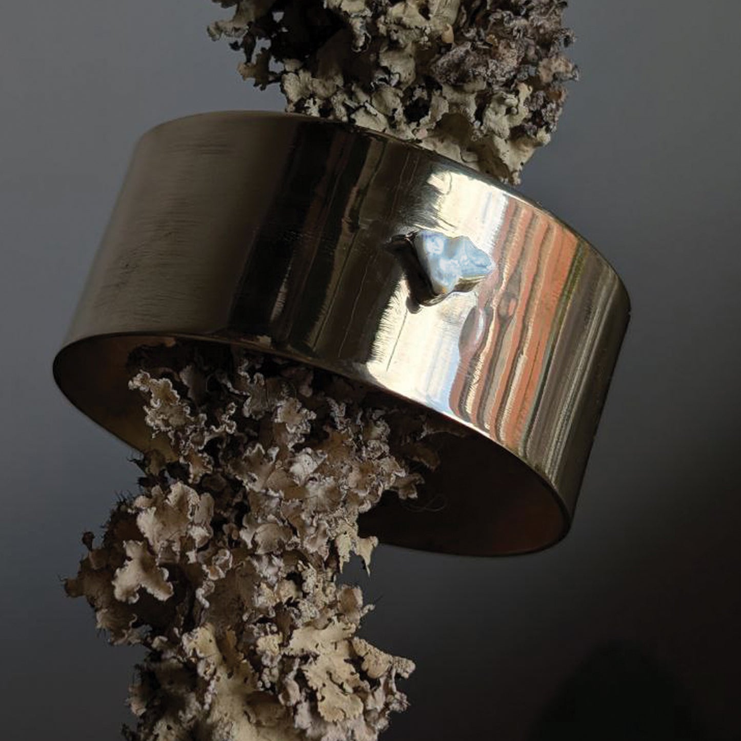 Bite Cuff