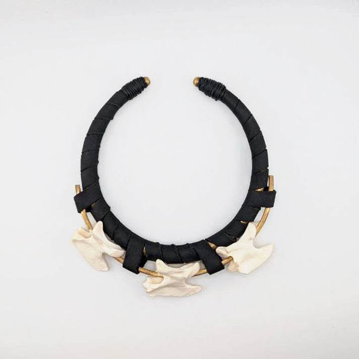 Calling Coyotes Collar