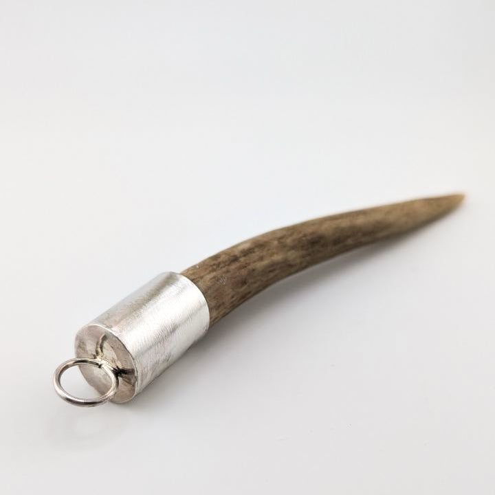 Cervidae Pendant