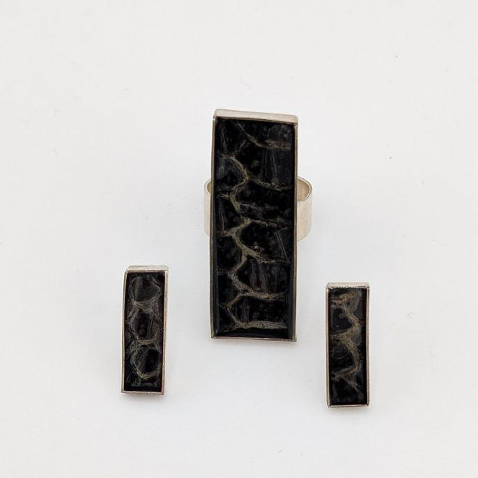 Slither Studs